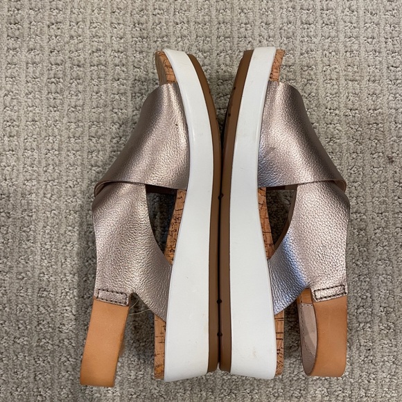 Pikolinos Mykonos Criss Cross Leather Slingback Sandals with Velcro closure. - Picture 9 of 9